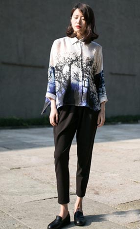 蕾丝雪纺衬衫搭配裤装 让你的夏天更FASHION