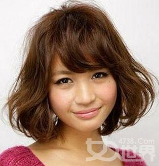 气质女生短发 春季最佳首选发型