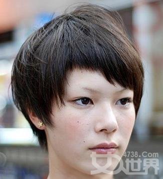 气质女生短发 春季最佳首选发型