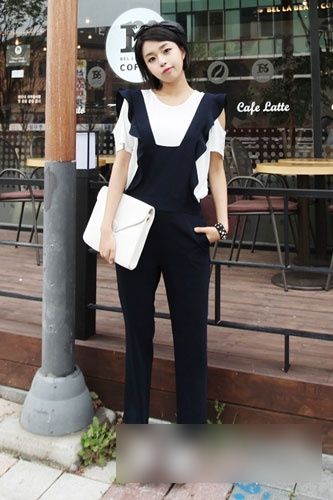 黑白搭配自信满满 展简约风情