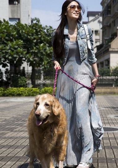 吴佩慈穿衣支招 领略女王百变魅力(图3)