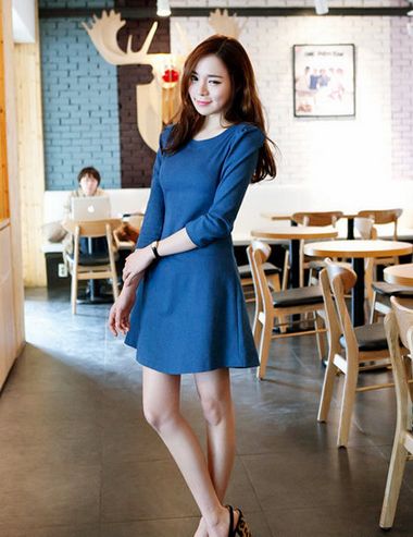 女人味穿搭 高个女生不烦恼(图2)